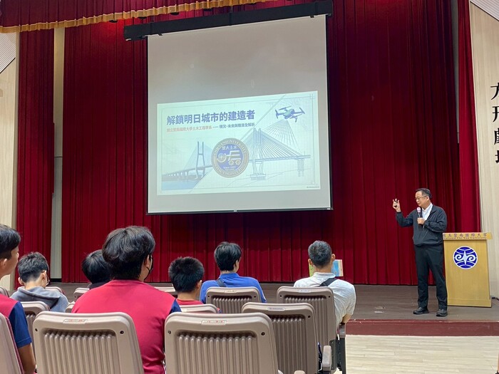 115/06/11(四)國立土庫高級商工職業學校蒞校參訪圖片