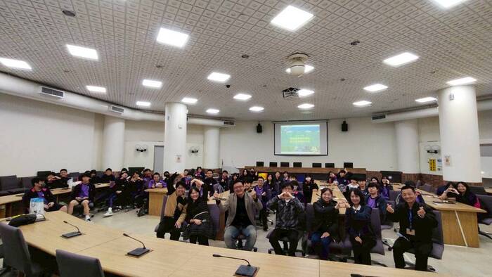 115/01/30(五)臺中市葳格高級中學蒞校參訪圖片