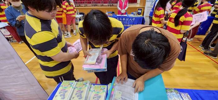 114/10/22(三)華盛頓高級中學大學博覽會圖片