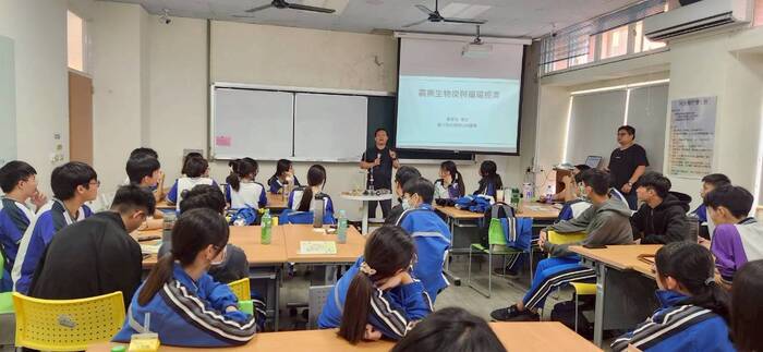 114/12/10(三)國立溪湖高級中學蒞校參訪圖片