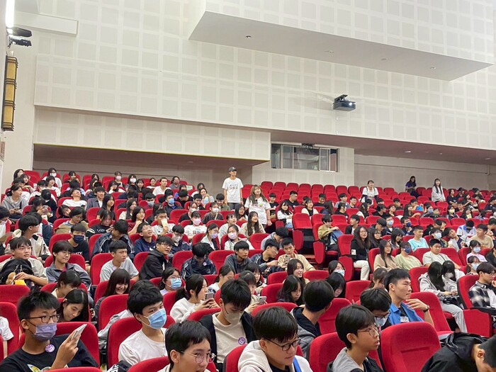 114/11/17(一)國立虎尾高級中學蒞校參訪圖片