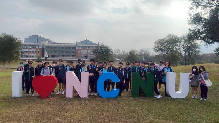 114/12/04(四)臺中市立東山高級中學蒞校參訪圖片